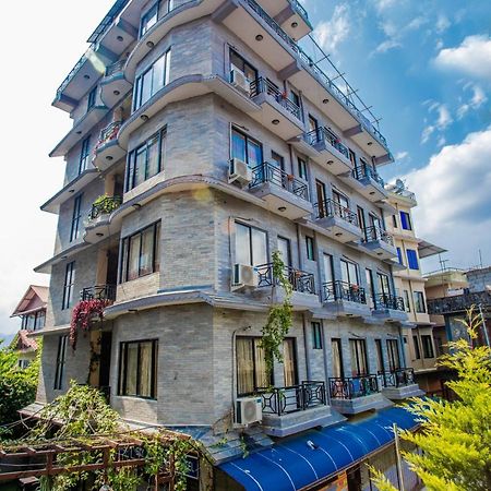 Silver Sky Hotel بوكْرا المظهر الخارجي الصورة